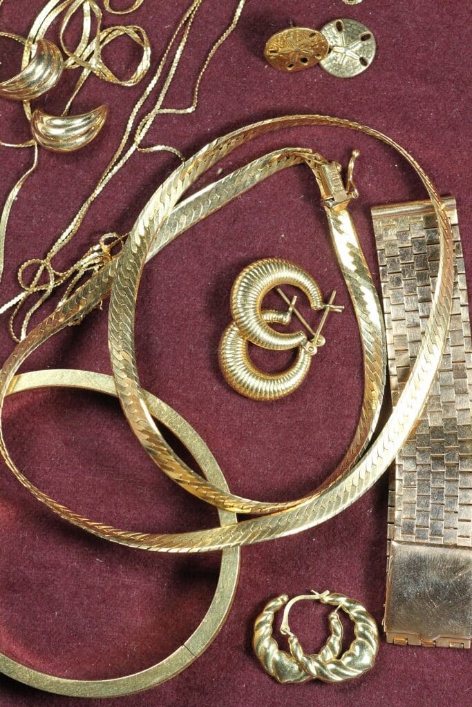 selling gold and silver jewelry for cash